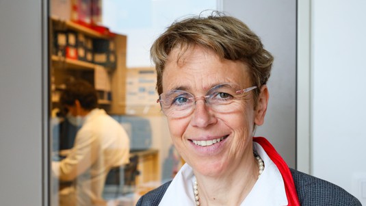 Professor Cathrin Brisken at EPFL’s School of Life Sciences © Alain Herzog / EPFL