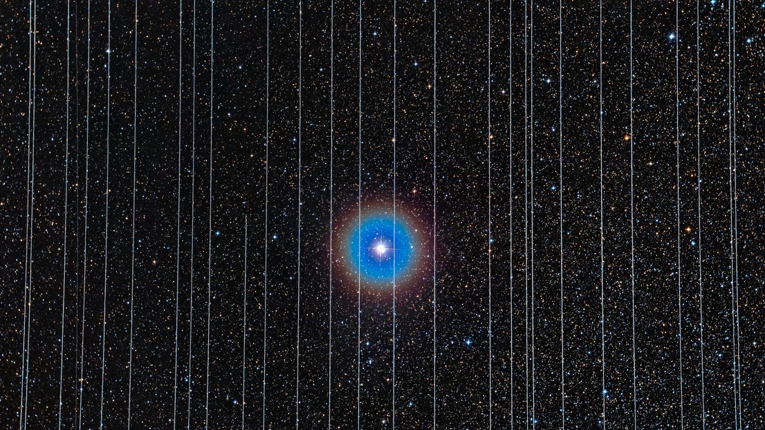 The double star Albireo in Cygnus. Two out of ten 2.5-minute exposures recorded Starlink satellites moving across the field. © NOIRLab / Rafael Schmall Creative Commons The double star Albireo in Cygnus. Two out of ten 2.5-minute exposures recorded Starlink satellites moving across the field. © NOIRLab / Rafael Schmall Creative Commons