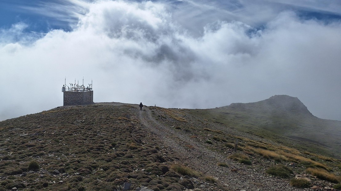 The NCSR Demokritos (HAC)2 station at Mt.Helmos. Credit: A.Nenes. 2025 CleanCloud/CHOPIN/EPFL CC-BY-SA 4.0