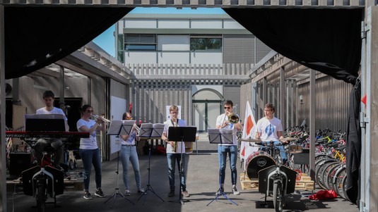 Cargo bike band © Alain Herzog/ 2018 EPFL